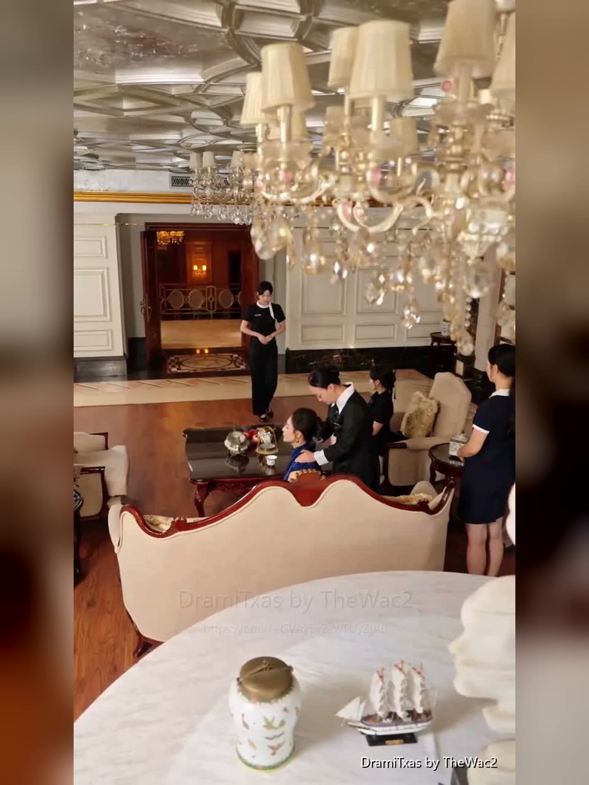 Capa de A Babá Mansão Virou a Favorita da Família 2